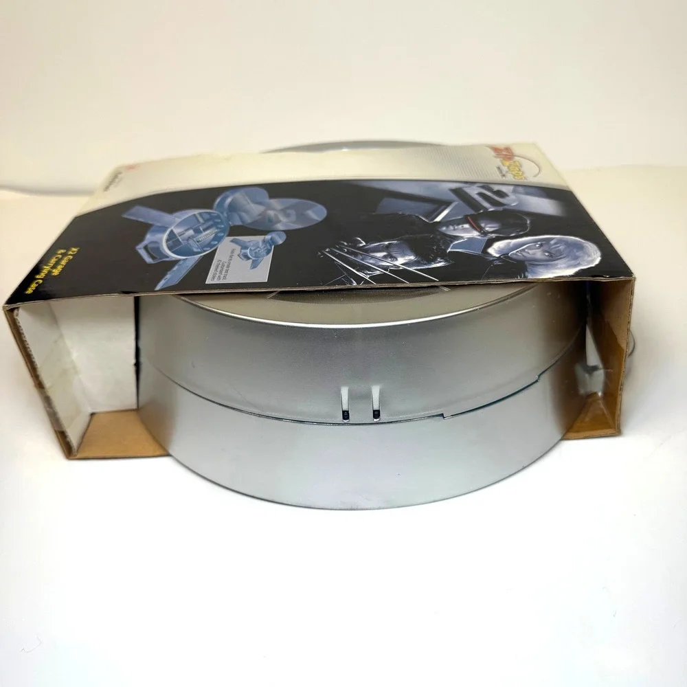 New RadioShack ZipZaps Micro RC X2‎ Garage Carrying Case Marvel X-Men 2003